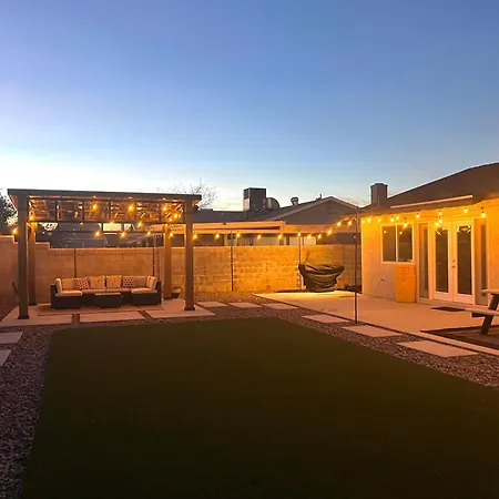 Vegaszen Getaway Airport Prime Estate Villa